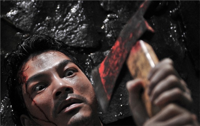 Cảnh quay Ngô Thanh Vân dùng rìu chém Trần Bảo Sơn khiến nhiều khán giả "thót tim".